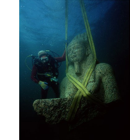 http://c0525832.cdn.cloudfiles.rackspacecloud.com/cleopatra-diver-aaa-contest-420.jpg